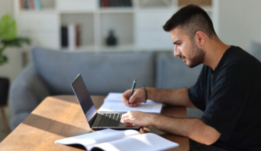 build a meaningful future through online psychology learning
