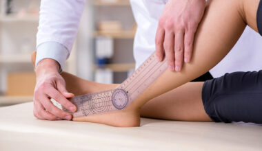 smart questions that make orthopedic appointments less awkward