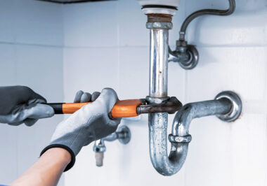 5 Signs Your Home Plumbing Needs Attention Before the Season Shifts