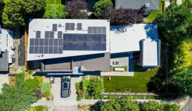 Flat Roofing Features That Work Well for Modern Homes in Seattle