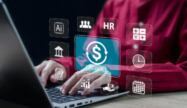 8 Things to Look for When Choosing Payroll Solutions for Remote Global Teams