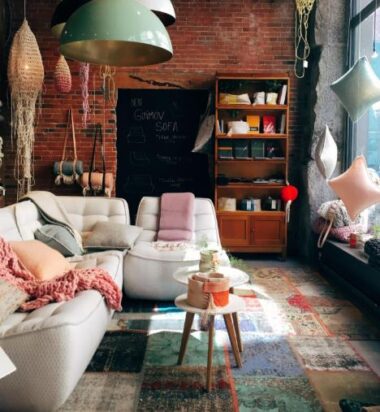 How to Transform Your Living Room into a Cozy Oasis