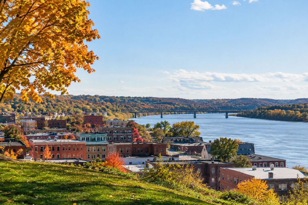 Moving to the St. Croix River town