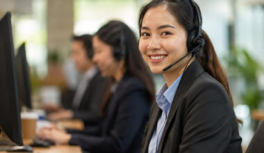 Which Features Should You Prioritize in a Customer Service Evaluation Tool