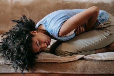 A Helpful Guide to Managing Endometriosis Pain