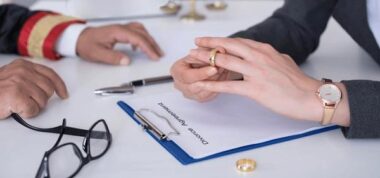 What to Do and Avoid During a Divorce Case