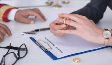 What to Do and Avoid During a Divorce Case